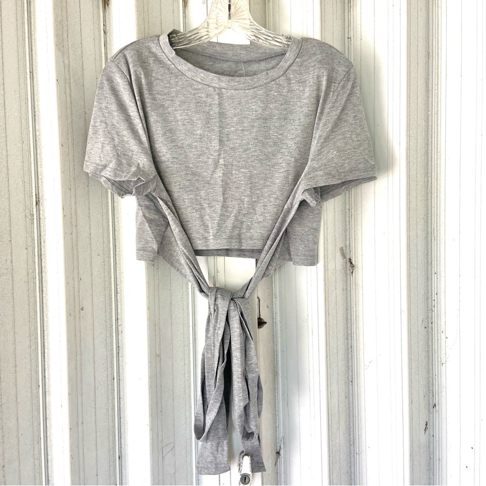 Camisa Gray NEW Crop Top Fabric Tie Crew Neck Size 2XL Plus Size Shirt!